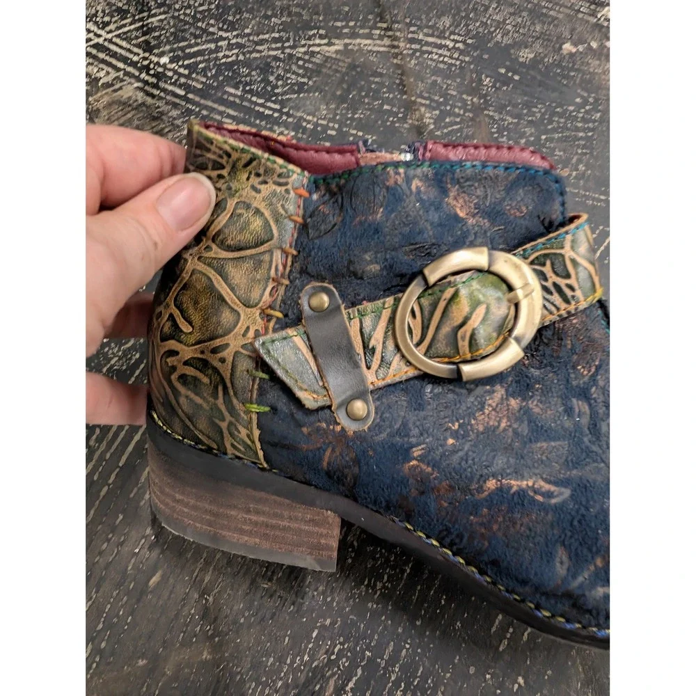 L'Artiste Spring Step Georgiana Blue Floral Leather Ankle Boots Rainbow- 6.5